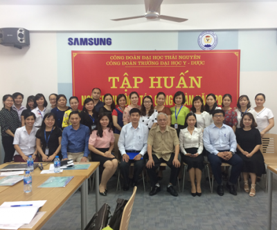 Tập huấn Nghiệp vụ c&ocirc;ng t&aacute;c C&ocirc;ng đo&agrave;n năm 2018